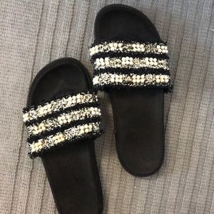 zara slides